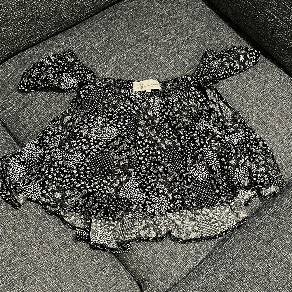 Vintage Havana Monochrome Patterned Top